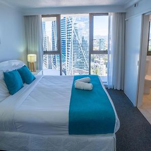 Deluxe Two-Bedroom Apartment Ocean View